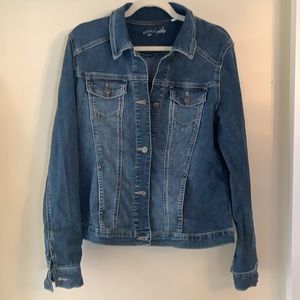 Riders by Lee indigo jean jacket, weathered, stretchy with pockets, large or xl